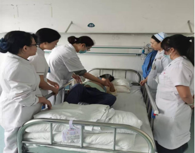 跨院協作護新生！懷化市婦幼保健院聯動懷化市腦科醫院 救治特殊高危孕婦